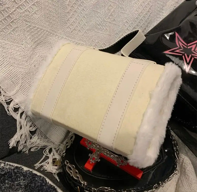 SANRIO HELLO KITTY HANDBAG 