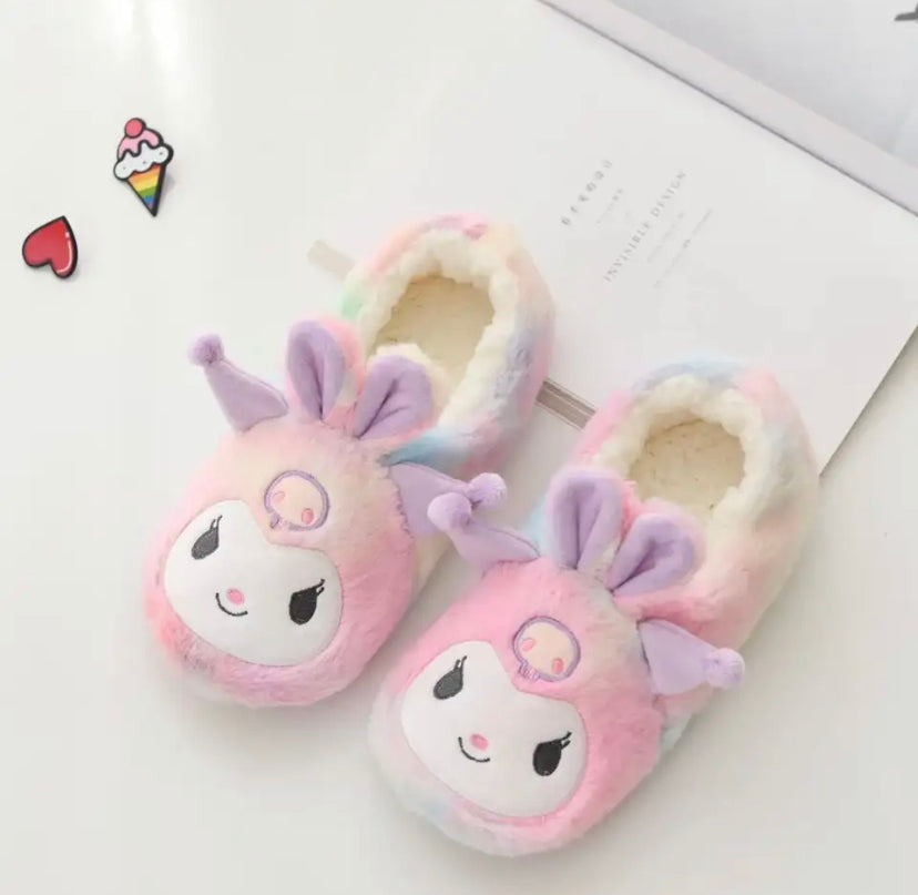 SANRIO HELLO KITTY SLIPPERS !
