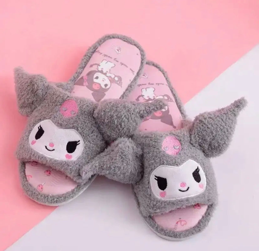 SANRIO HELLO KITTY SLIPPERS !