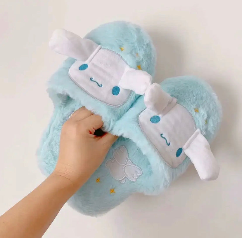 SANRIO HELLO KITTY SLIPPERS !