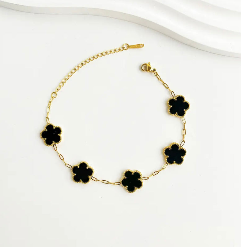 STAINLESS STEEL SHELL PENDANT BRACELET  