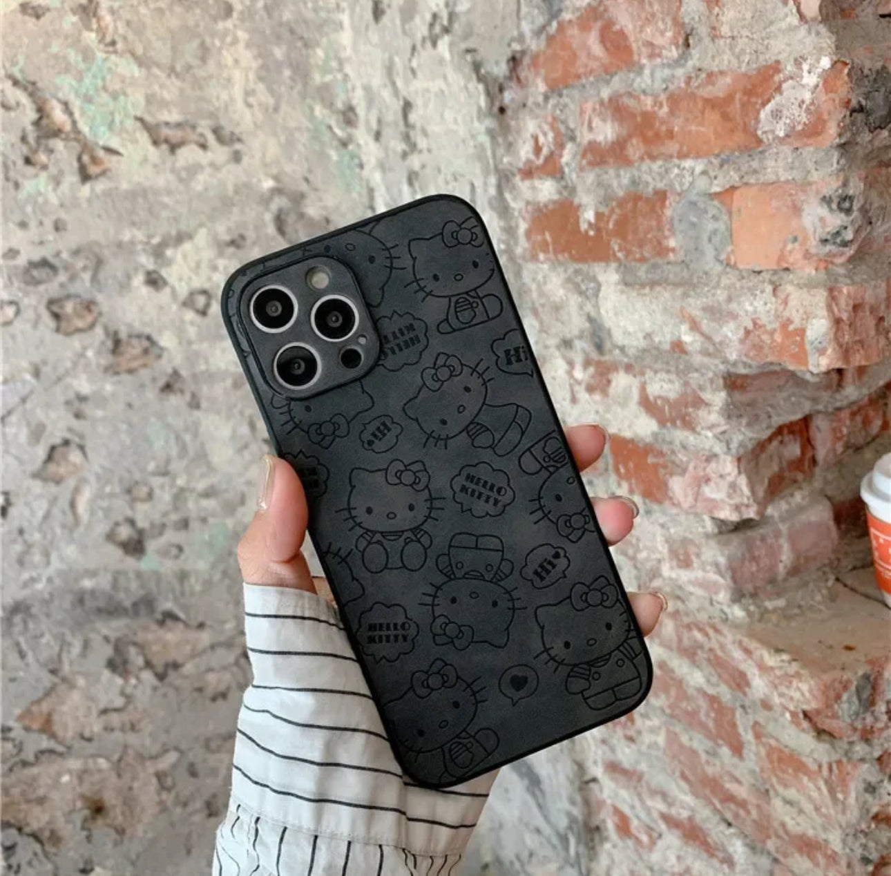 SANRIO HELLO KITTY SWADE PHONE CASE