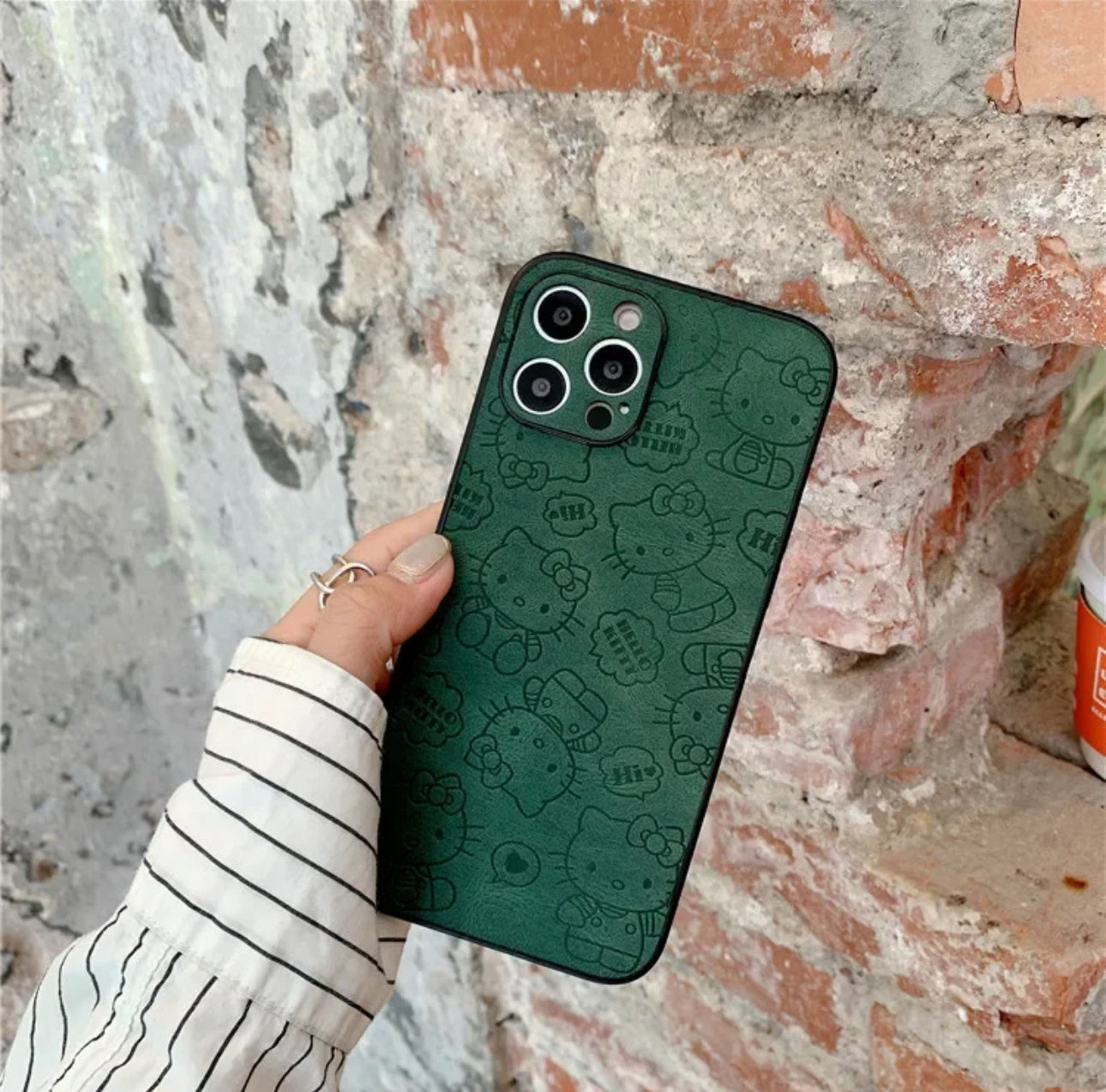 SANRIO HELLO KITTY SWADE PHONE CASE